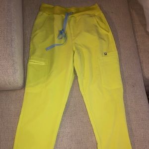 Small womens Citrine Yola Scrub pants Figs.